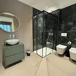 Konukevi Maison Miris